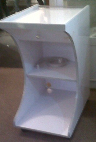 Mesas Auxiliares Tipo Robot (1)